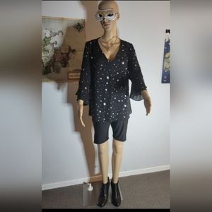 Ricki's V Neck Top size 10